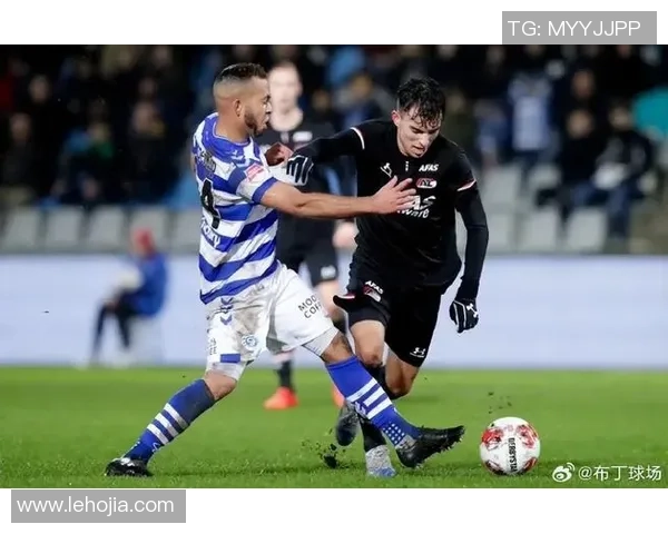 专业解读：南京飞盘队的边路渗透打法_1